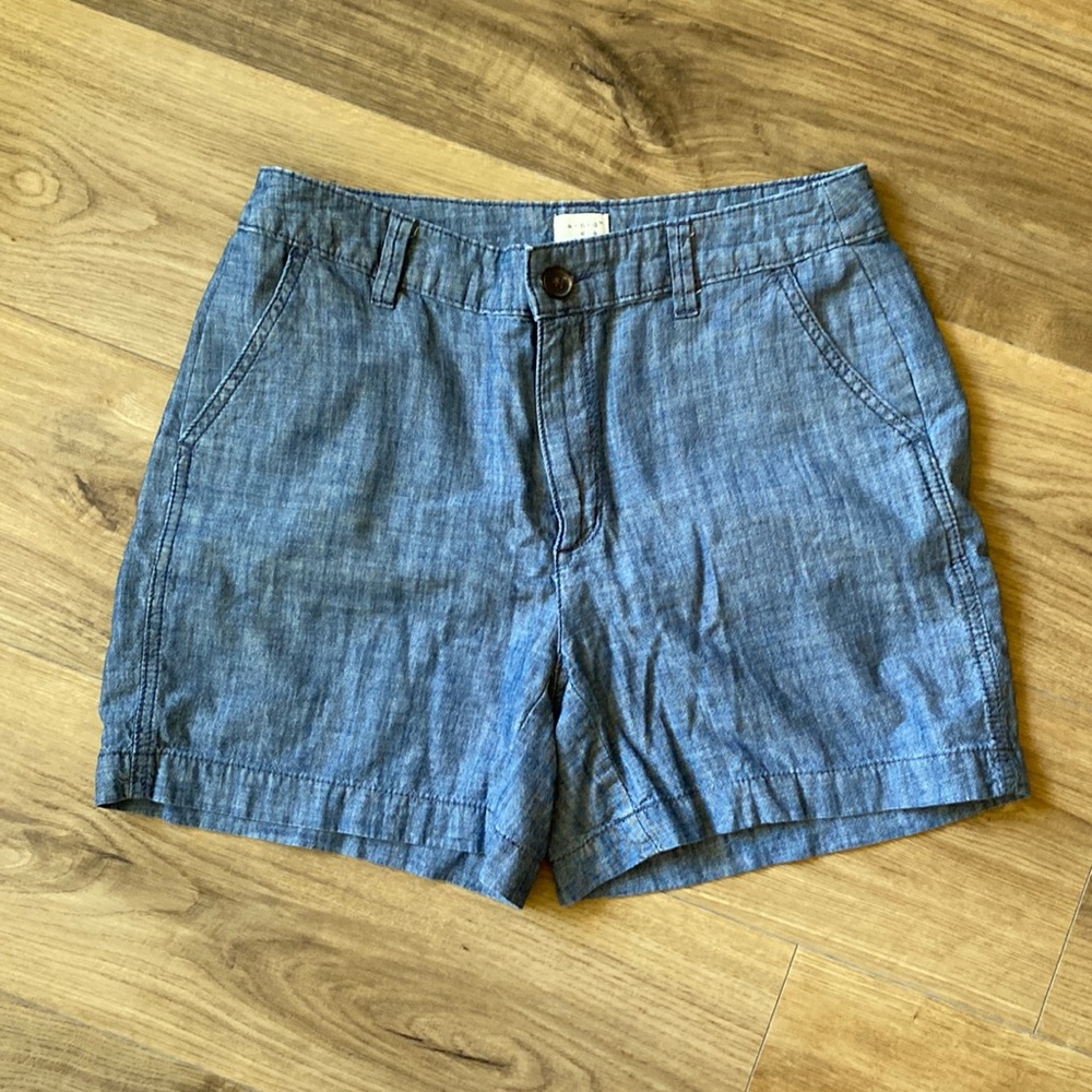 A New Day Women's Casual Shorts Size 4 Chambray Chino 3" Blue Denim Cotton